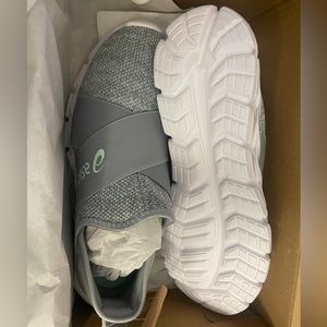 Asics women shoes slip on